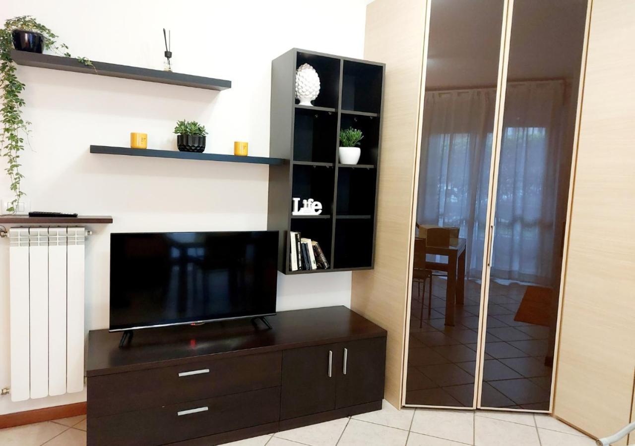 Apartamento Monolocale-7 Minuti Da Bergamo, 10 Minuti Milan Bergamo Airport Gorle Exterior foto